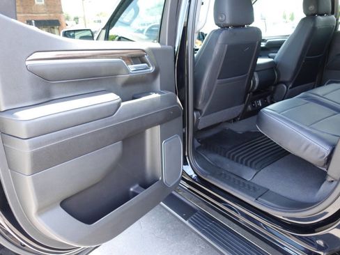 Used 2023 Chevrolet Silverado 1500 LT AWD/4WD image 21