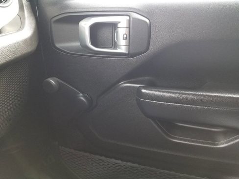 Used 2024 Jeep Wrangler Sport AWD/4WD image 26