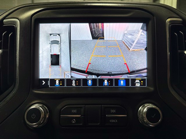 Used 2022 GMC Sierra 2500 AT4 w/ AT4 Preferred Package AWD/4WD image 10