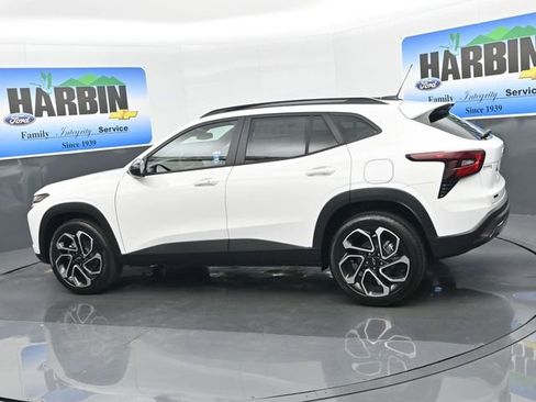 New 2026 Chevrolet Trax RS w/ Driver Confidence Package image 3