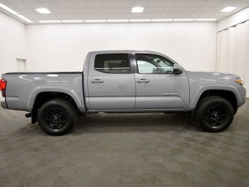 Used 2019 Toyota Tacoma SR5 image 8