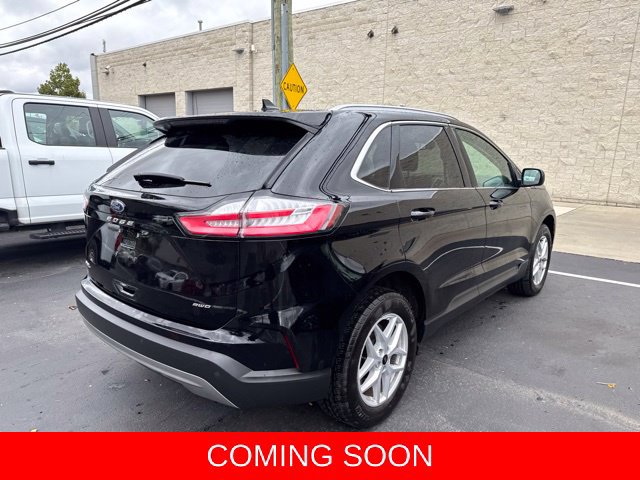 Used 2024 Ford Edge SEL w/ Convenience Package AWD/4WD image 3