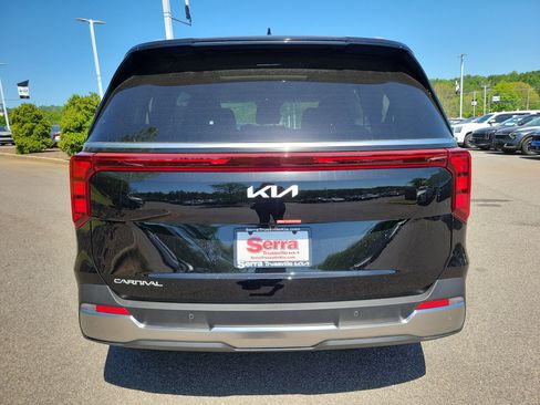 New 2026 Kia Carnival SX FWD image 28