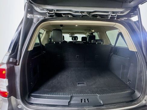 Used 2024 Ford Expedition Max XLT image 30