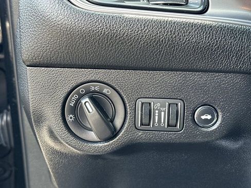 Used 2023 Dodge Challenger GT RWD image 18