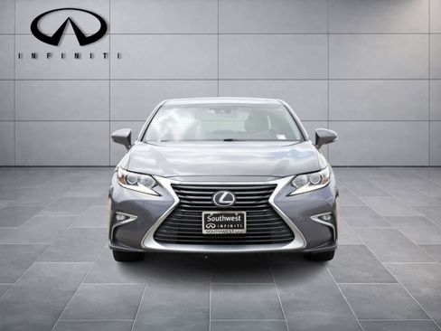 Used 2017 Lexus ES 350 FWD image 2