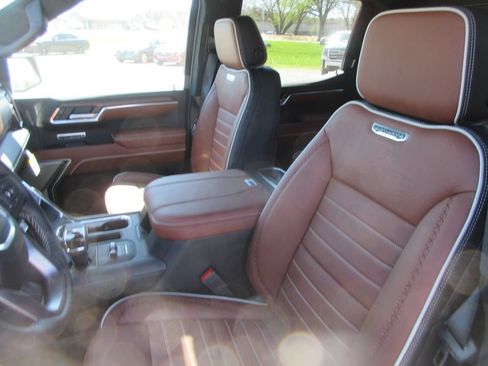 New 2026 GMC Sierra 1500 Denali Ultimate AWD/4WD image 17