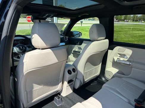 New 2026 Mercedes-Benz GLB 250 4MATIC image 19