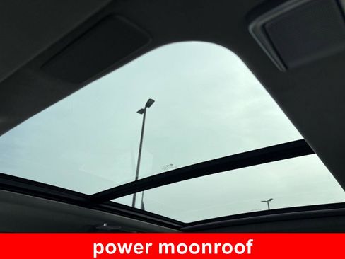 Used 2022 Cadillac Escalade Premium Luxury Platinum image 6