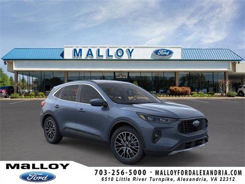 New 2025 Ford Escape SE w/ PHEV Premium Package image 1