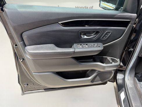 Used 2024 Honda Pilot EX-L image 19