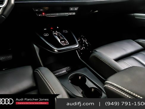 Used 2023 Audi Q4 e-tron Premium Plus w/ Premium Plus image 5