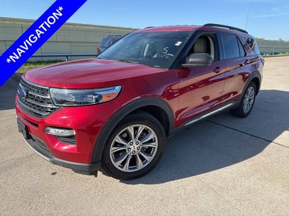 Certified 2023 Ford Explorer XLT w/ Equipment Group 202A