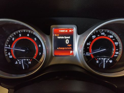 Used 2019 Dodge Journey SE image 23