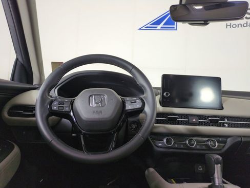 Certified 2023 Honda HR-V EX-L image 16