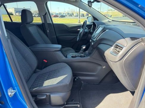 Used 2024 Chevrolet Equinox LT image 9