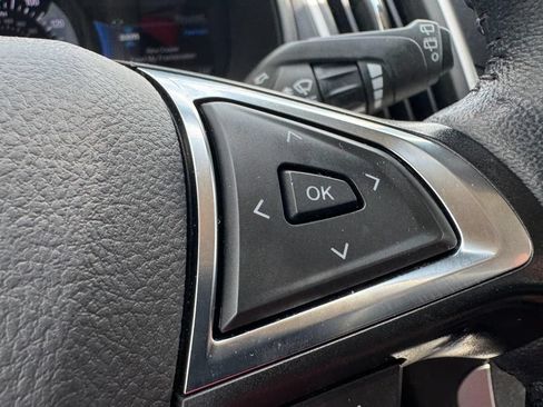 Used 2024 Ford Edge SEL AWD/4WD image 17