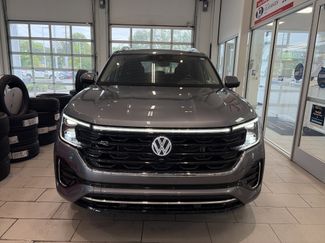 Used 2024 Volkswagen Atlas SEL Premium R-Line AWD/4WD video 2