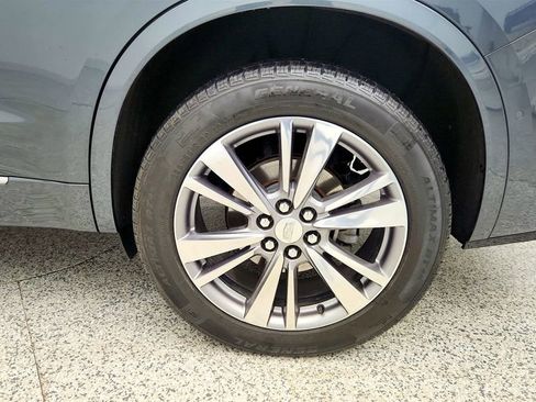 Used 2020 Cadillac XT6 Premium Luxury image 9