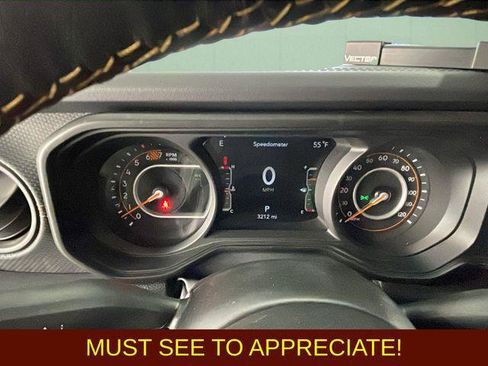 Used 2024 Jeep Wrangler Unlimited Rubicon 392 AWD/4WD image 28