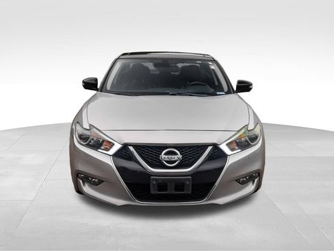 Used 2018 Nissan Maxima Platinum FWD image 2