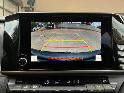 Used 2026 Toyota Camry LE FWD image 33