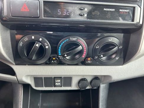 Used 2012 Toyota Tacoma 4x4 Double Cab w/ SR5 Pkg image 25