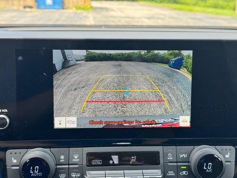 Used 2026 Toyota Grand Highlander AWD image 31