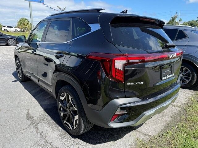 Used 2024 Kia Seltos SX AWD/4WD image 6