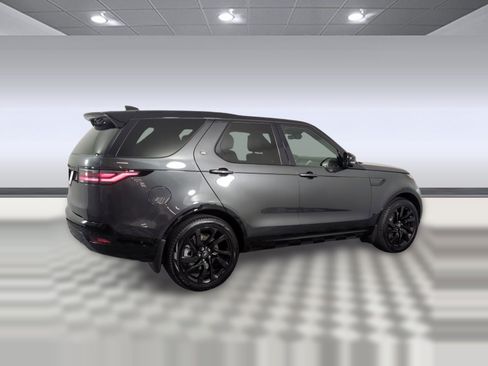 Used 2025 Land Rover Discovery Dynamic SE AWD/4WD image 7
