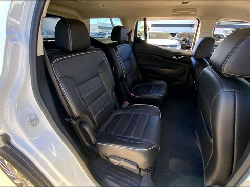 Used 2021 GMC Acadia Denali image 18