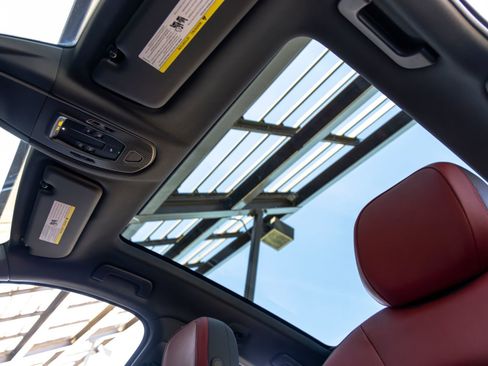 New 2026 Porsche Cayenne S image 28