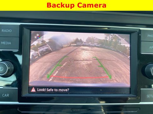 Used 2019 Volkswagen Jetta SE FWD image 26