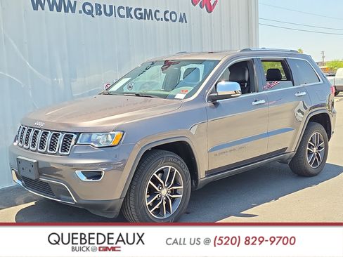 Used 2017 Jeep Grand Cherokee Limited AWD/4WD image 3