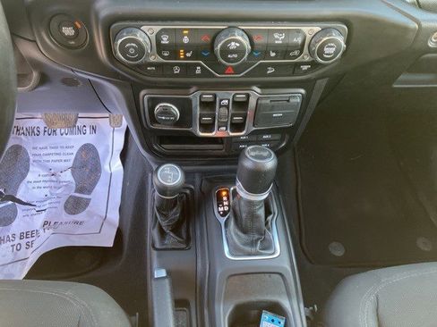 Certified 2021 Jeep Wrangler Unlimited Sport image 19