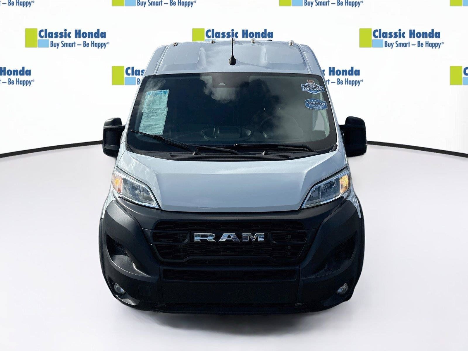 Used 2025 RAM ProMaster 2500 w/ Convenience Group FWD image 2