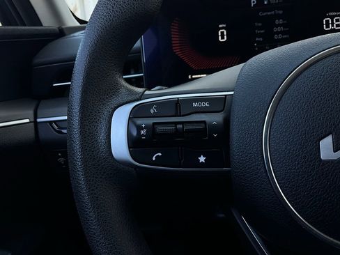 Used 2025 Kia K5 LXS image 35