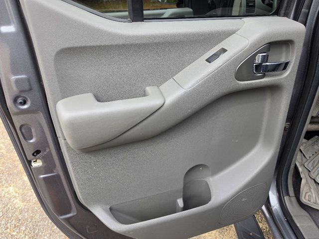 Used 2020 Nissan Frontier SV w/ Midnight Edition Floor Mats AWD/4WD image 24