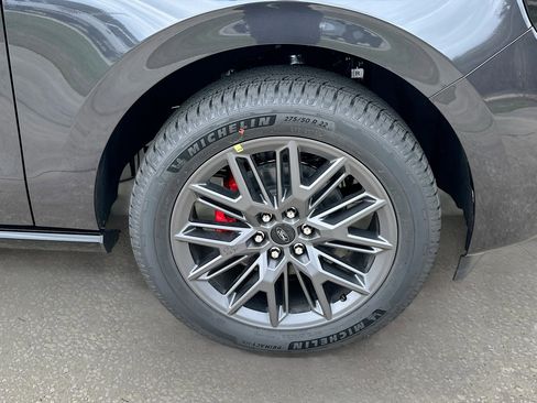 New 2025 Ford Expedition Platinum w/ Stealth Performance Package image 20