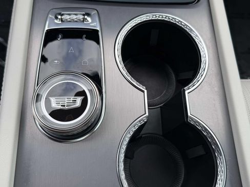Used 2026 Cadillac Vistiq Sport w/ LPO, Floor Liner Package AWD/4WD image 24