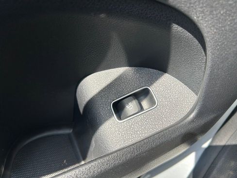 Used 2025 Mercedes-Benz GLS 450 4MATIC image 57