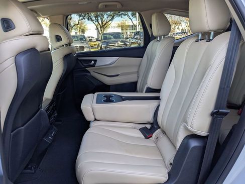 Used 2023 Acura MDX FWD w/ Technology Package image 27