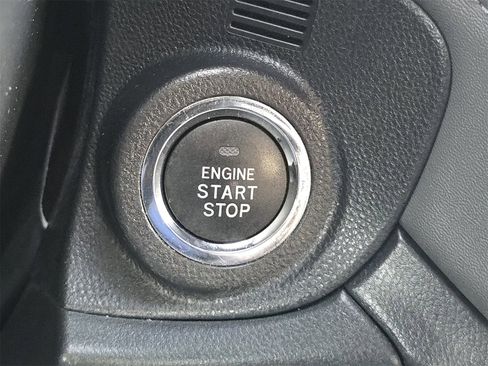 Used 2021 Subaru Outback Onyx Edition XT image 26