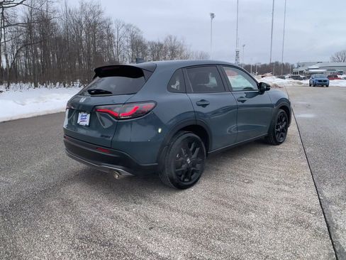 Used 2024 Honda HR-V Sport image 9