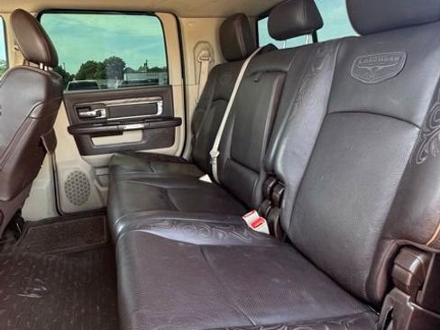 Used 2015 RAM 2500 Longhorn w/ Convenience Group AWD/4WD image 12
