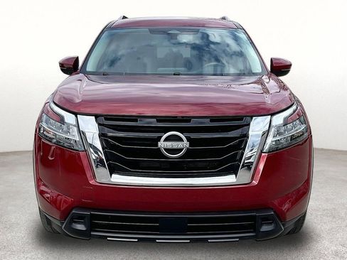 Used 2022 Nissan Pathfinder SV AWD/4WD image 5