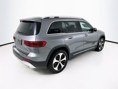 New 2026 Mercedes-Benz GLB 250 GLB 250 image 8