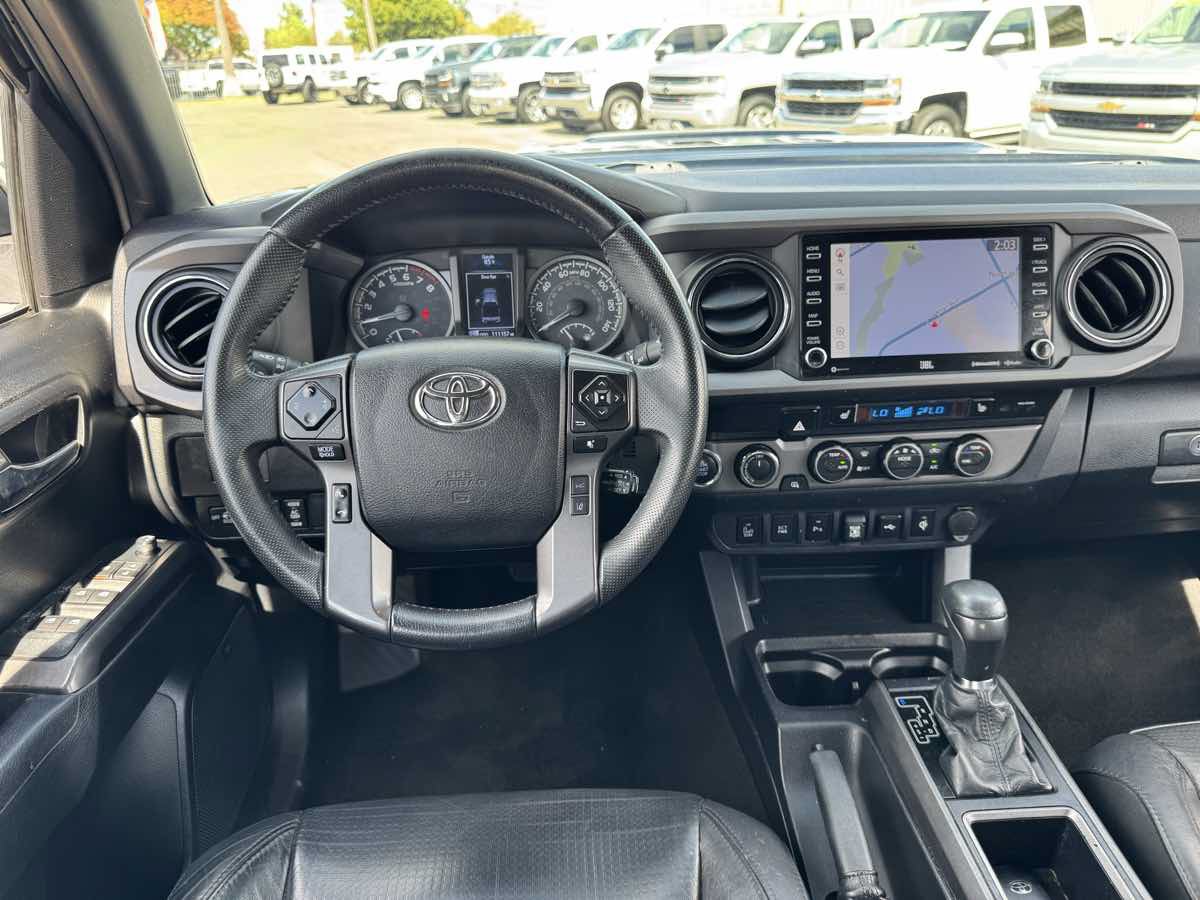 Used 2022 Toyota Tacoma TRD Sport w/ TRD Premium Sport Package AWD/4WD image 25
