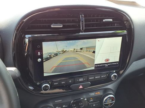 Used 2025 Kia Soul EX FWD image 25