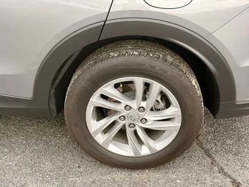 Used 2025 Buick Envista Preferred w/ Convenience I Package FWD image 31